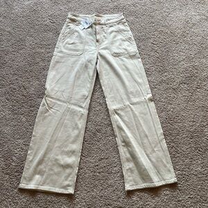 NWT Super High Rise Baggy Wide Leg Pants. Size 6.